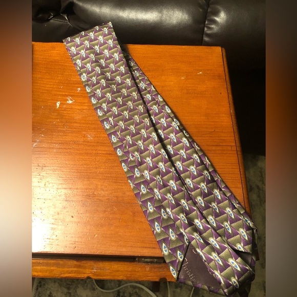Christian Dior Monsieur Purple and Green Patterned All Silk Tie - Picture 3 of 7
